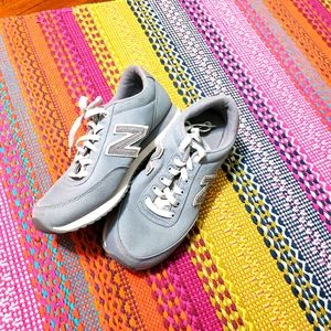 New Balance 501 womens size 10 gray sneaker